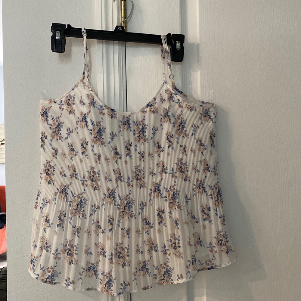 Multicolor top